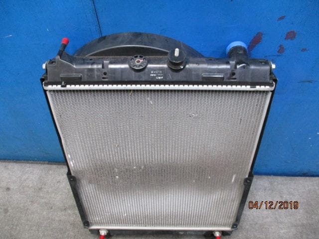 [Used]Radiator MITSUBISHI Canter 2014 TPG-FBA00 ME418718 - BE FORWARD ...