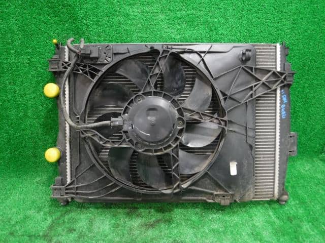 Used]Radiator NISSAN Dualis 2009 DBA-KNJ10 21400JD90A - BE FORWARD