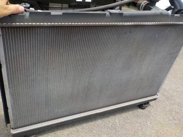 Used]Radiator TOYOTA Voxy 2010 DBA-ZRR70W - BE FORWARD Auto
