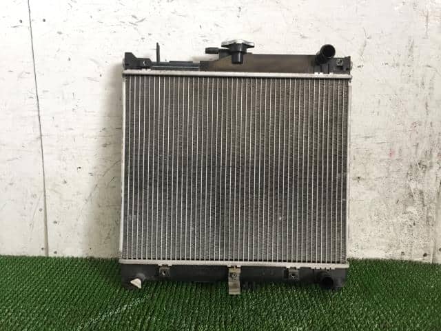 Used]Radiator SUZUKI Jimny 2002 TA-JB23W 1770080A00 - BE FORWARD