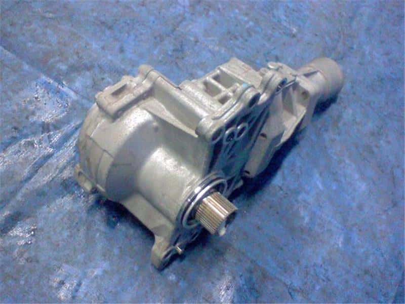 車 三菱 CV5W デリカ トランスファー 3200A067