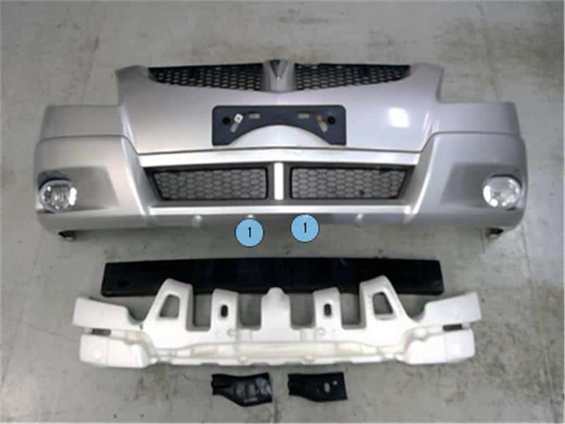 Used]Front Bumper TOYOTA Voltz 2003 UA-ZZE138 5211901120B0 - BE