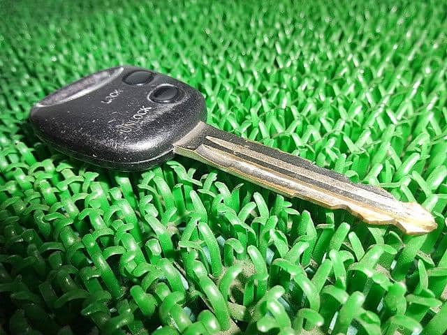 [Used]Mira Gino L700S Keyless Entry Remote Control Key 8907187405000 ...