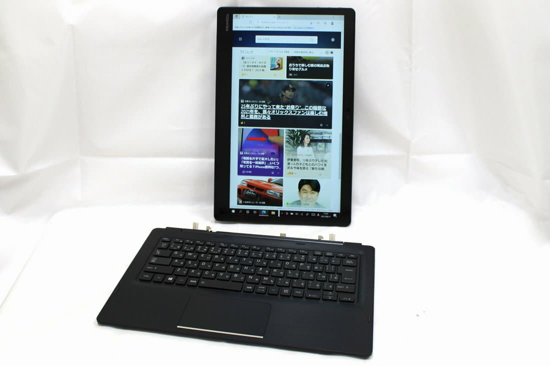 Used]full HD touch 13.3 inches TOSHIBA dynabook D83/J Windows10