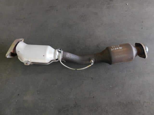 [Used]Front Exhaust Pipe NISSAN JUKE 2013 DBA-YF15 200101KT0A - BE ...