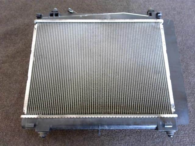 [Used]Radiator TOYOTA Corolla Axio 2012 DBA-NZE161 1640021270 - BE ...