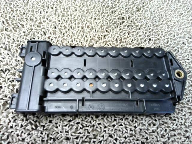 Used]Fuse Box BMW Z3 2000 GF-CL20 - BE FORWARD Auto Parts