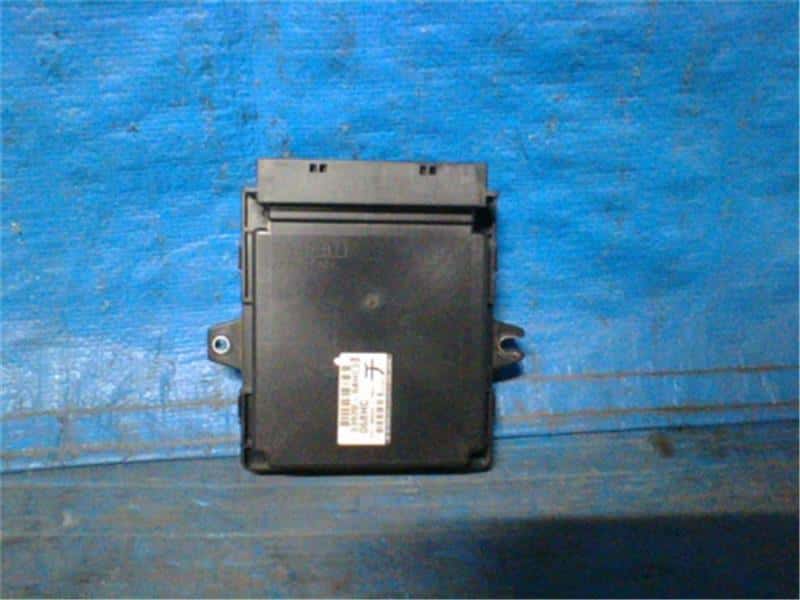 Used]Engine Control Unit / ECU SUZUKI Every 2007 EBD-DA64V