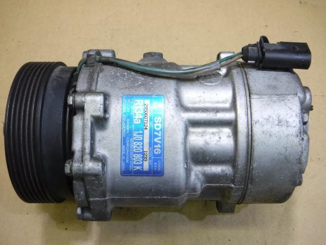 Used]A/C Compressor VOLKSWAGEN Bora 2002 GF-1JBDEF - BE FORWARD Auto Parts