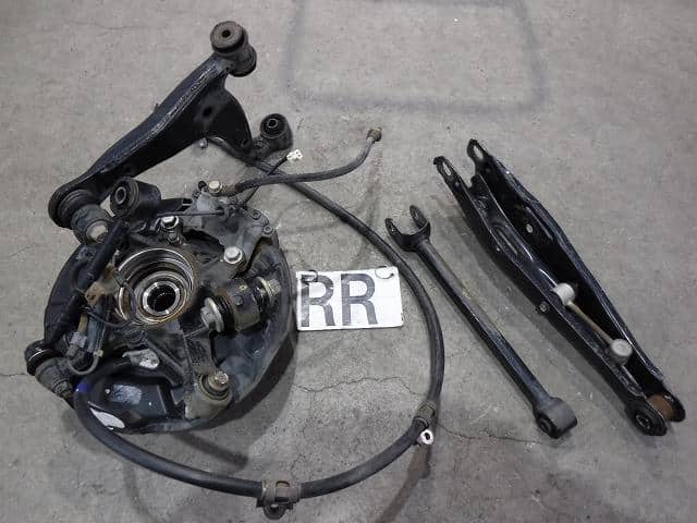 [Used]Rear Right Knuckle Hub Assembly TOYOTA Altezza 2001 GF-SXE10 ...