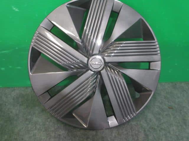Used]Note E13 hubcap 403156XJ0C - BE FORWARD Auto Parts
