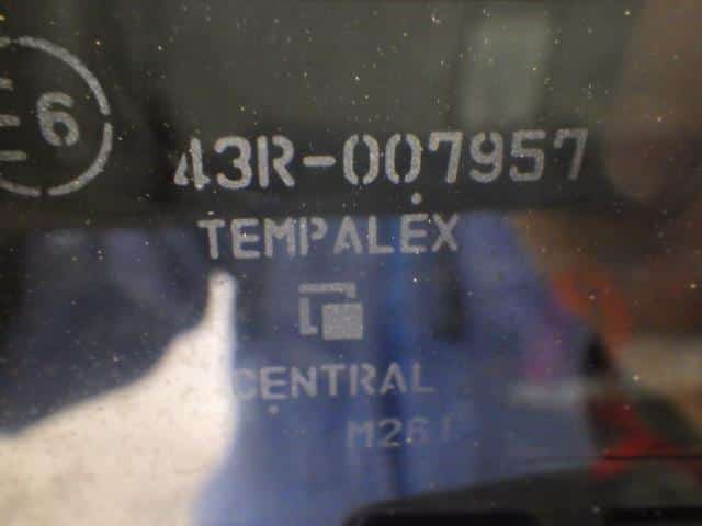 Used]Rear Windshield SUZUKI Every 2012 ABA-DA64W 8457068H70 - BE
