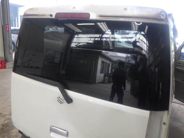 Used]Rear Windshield SUZUKI Every 2012 ABA-DA64W 8457068H70 - BE