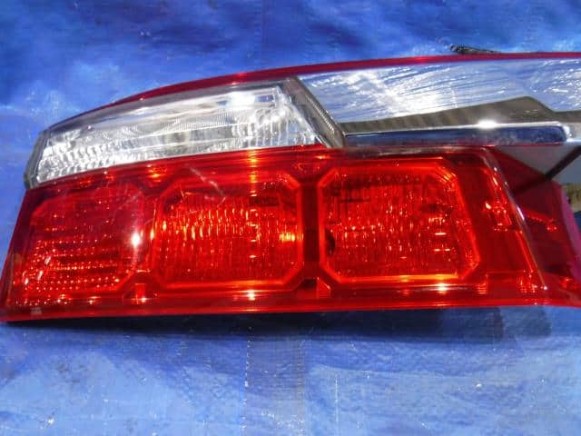 [Used]Rear Finish Panel HONDA Step Wagon 2008 DBA-RG1 33700SLJN53 - BE ...