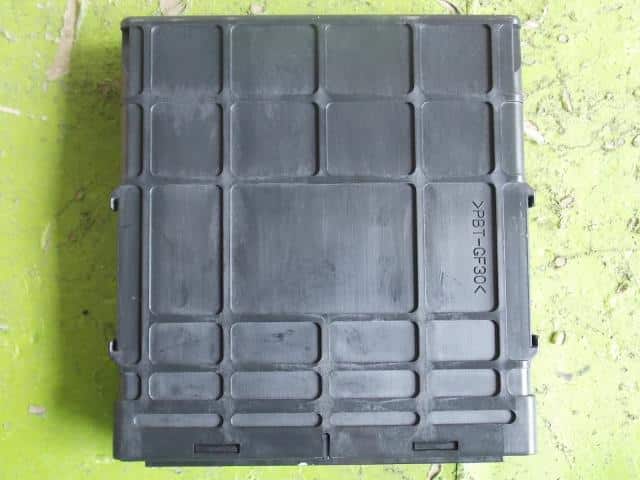 Used]Engine Control Unit MITSUBISHI Lancer Cedia 2002 TA