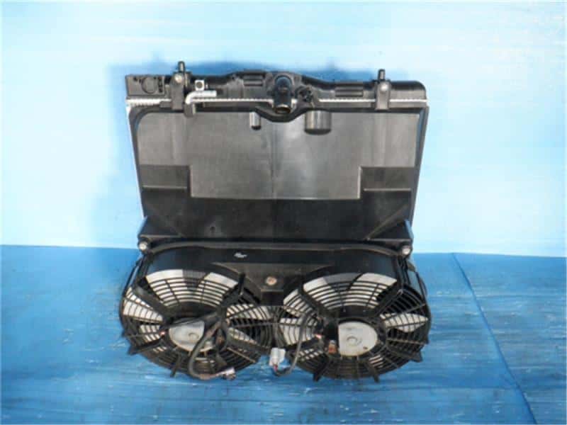 [Used]Radiator TOYOTA Hiace Van 2009 CBF-TRH228B 1640075481 - BE ...