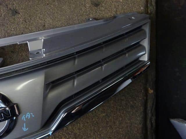 [Used]Radiator Grille NISSAN Note 2008 DBA-E11 623108Y27B - BE FORWARD ...