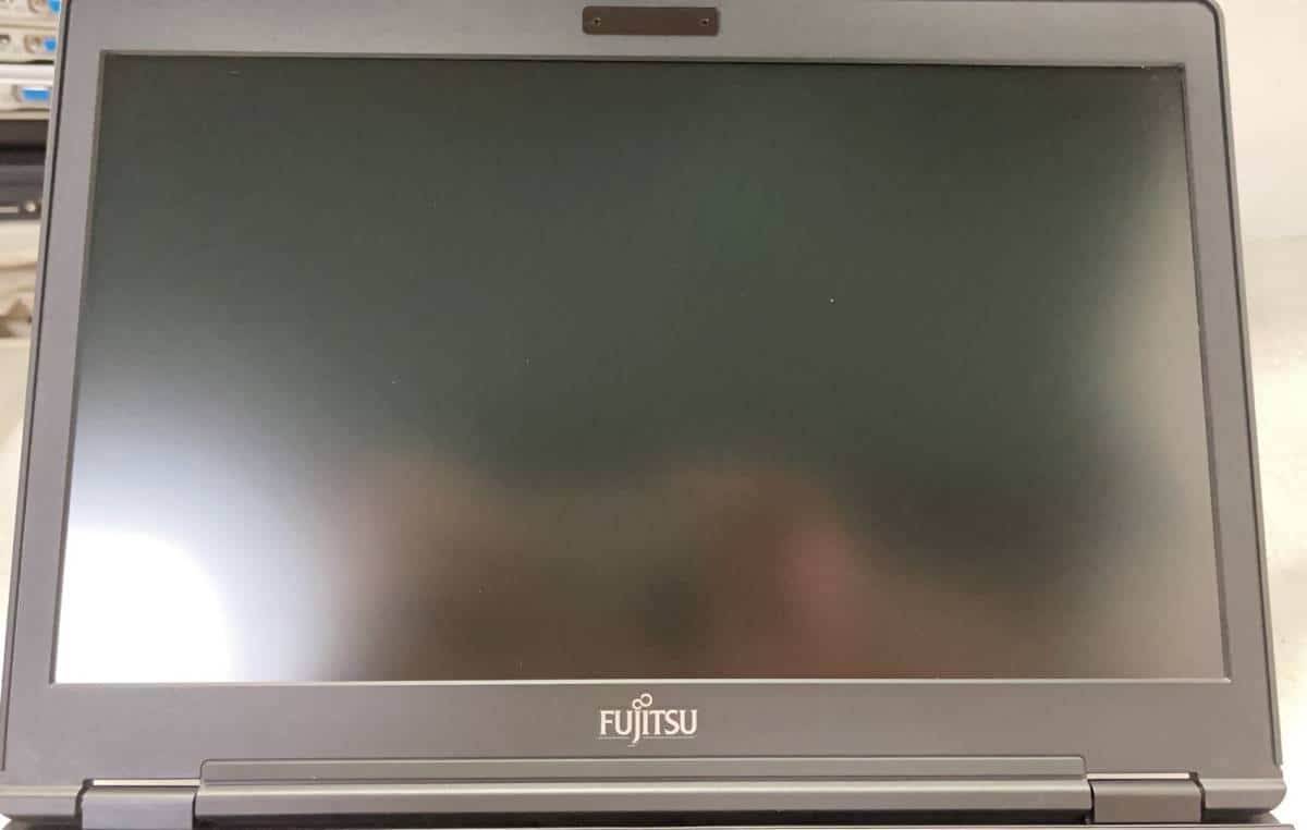 Used]Good Condition! Nine FUJITSU U727-R seventh generation Corei3