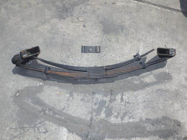 [Used]Rear Right Leaf Spring Assembly MITSUBISHI Canter 1996 KC-FE538B ...
