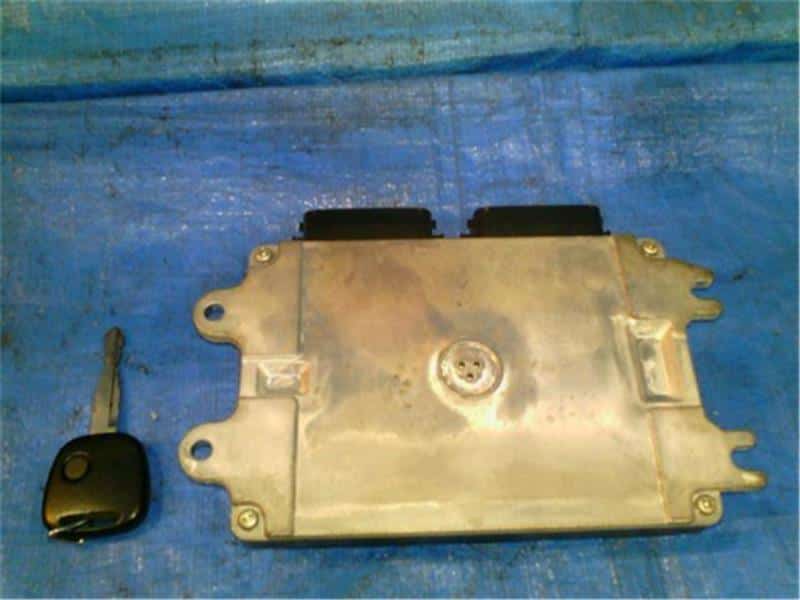 [Used]Engine Control Unit / ECU SUZUKI Every 2010 EBDDA64V 3391056ME0