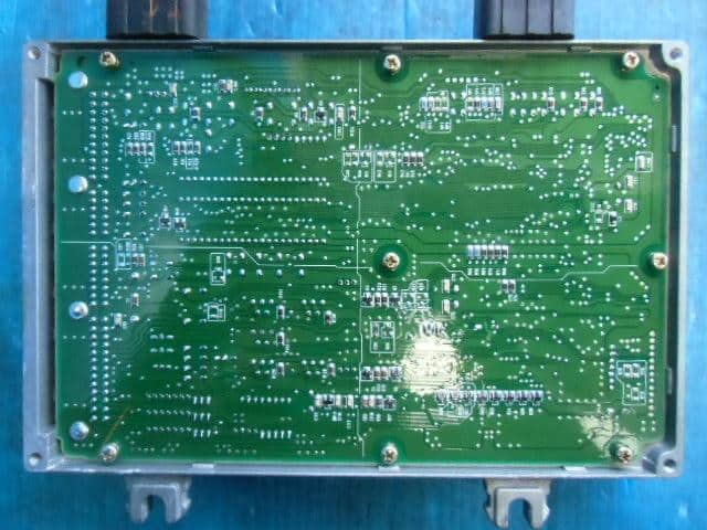 [Used]Engine Control Unit HONDA CR-V 1996 E-RD1 - BE FORWARD Auto Parts