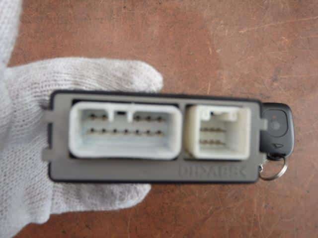 [Used]Keyless Entry Remote Control Key DAIHATSU Mira 2001 TA-L700S ...