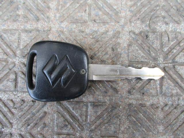 [Used]Keyless Entry Remote Control Key SUZUKI Wagon R 2005 CBA-MH21S ...