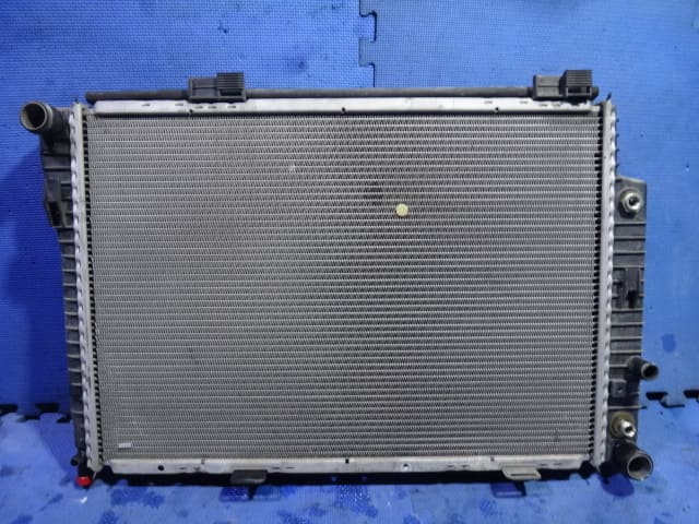 Used]Pure radiator Item Number 2025003203 [7115] such as Mercedes-Benz SLK  230 R170 - BE FORWARD Auto Parts