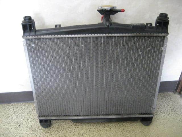 [Used]Radiator TOYOTA Vitz 1999 GH-SCP10 - BE FORWARD Auto Parts