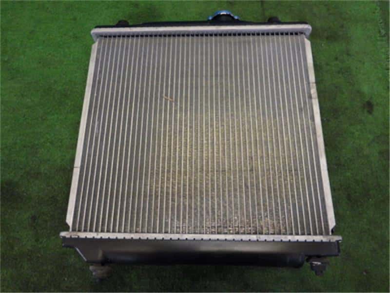 Used]Radiator SUBARU Vivio 1995 E-KK3 - BE FORWARD Auto Parts