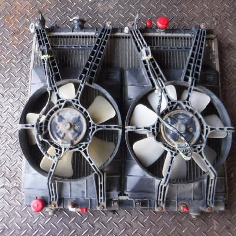 [Used]Radiator MAZDA Bongo Friendee 1995 KD-SGLR WL0215200B - BE ...