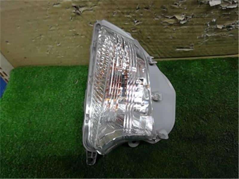 Used]Turn Signal Light TOYOTA Aqua 2016 DAA-NHP10 - BE FORWARD