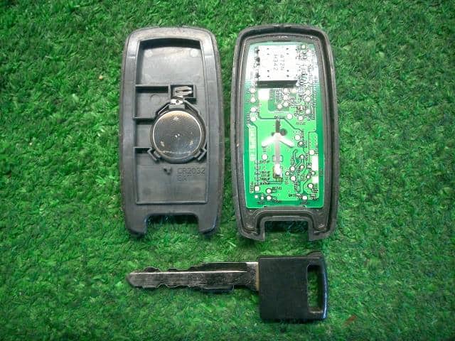 [Used]Keyless Entry Remote Control Key SUZUKI Wagon R 2007 DBA-MH22S ...