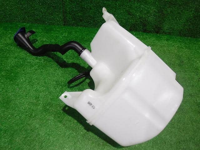 [Used]Windshield Washer Tank VOLVO Volvo 60 series 2014 CBA-FB6304T ...