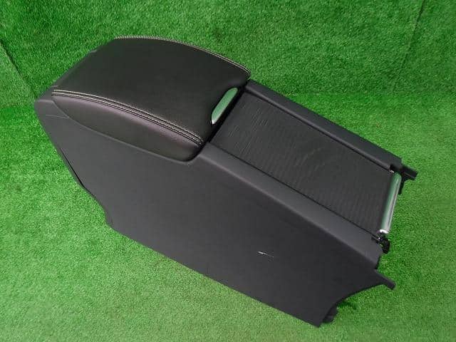 [Used]Console Box VOLVO Volvo 60 series 2014 CBA-FB6304T - BE FORWARD ...