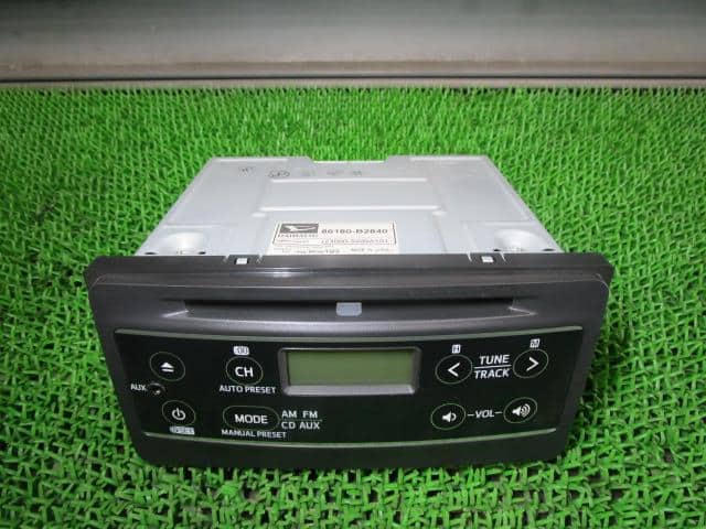 ミライース DBA-LA300S純正 CDオーディオ 86180-B2840-B0 433704