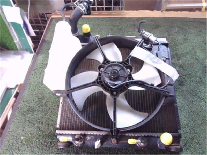 [Used]Radiator HONDA Fit 2003 UA-GD1 19010PWA901 - BE FORWARD Auto Parts