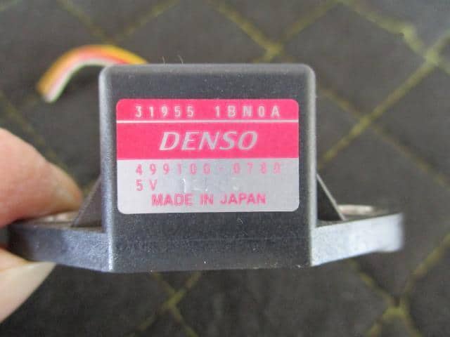 Used]Note DBA-E12 yaw rate sensor LAE 499100-0780 31955