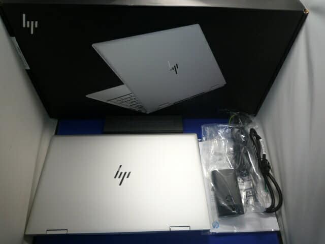 本物品質の本物品質のHP ENVY X360 13-ay 1052AU 最上位モデル