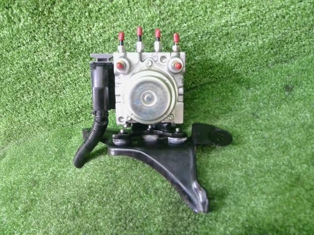 Used]Step Wagon DBA-RK1 ABS actuator R20A NH731P 57110-SZW-003 - BE FORWARD  Auto Parts