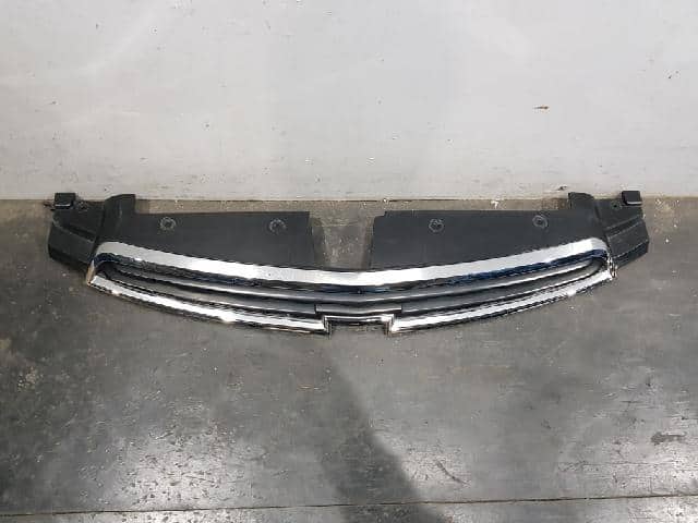 [Used] Radiator Grille GM Daewoo CHEVROLET Cruze 2014 95480166 - BE ...