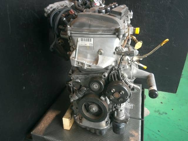 Used]1AZ-FSE Engine TOYOTA Voxy 2006 DBA-AZR60G 1900028330 - BE FORWARD  Auto Parts