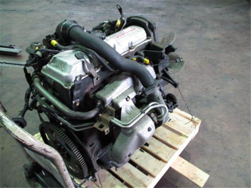 [Used]2LTE Engine TOYOTA Hiace Van 1992 Q-LH120G - BE FORWARD Auto Parts