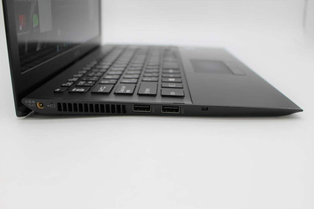 Used]quality goods full HD 13.3 inches SONY VAIO VJS131C11N