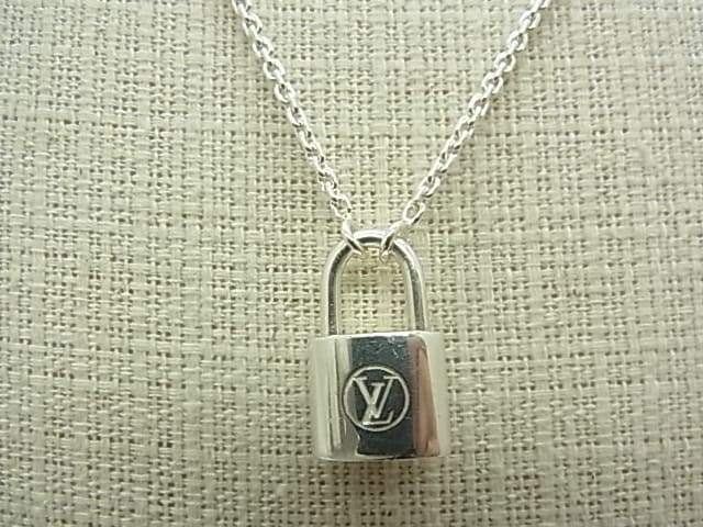 Q93559 Silver Lockit Pendant, Sterling Silver, Silver, One Size