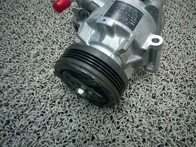 Used]A/C Compressor SUZUKI Swift 2014 DBA-ZC72S 9520068LE0 - BE