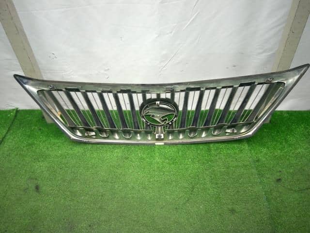 [Used]Radiator Grille TOYOTA Harrier 2009 CBA-ACU30W 5310148201 - BE ...