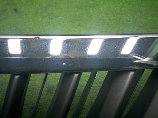[Used]Radiator Grille TOYOTA Harrier 2009 CBA-ACU30W 5310148201 - BE ...