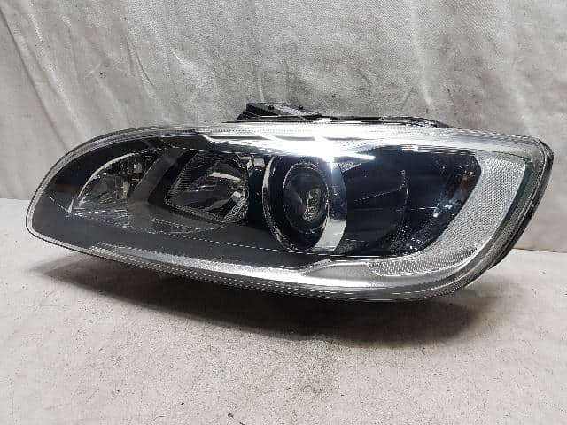 [Used] Left Headlight VOLVO V60 2015 31420261 - BE FORWARD Auto Parts