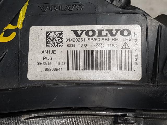 [Used] Left Headlight VOLVO V60 2015 31420261 - BE FORWARD Auto Parts